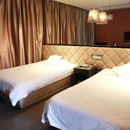 Qing Mu Hotel Xiang Yang Road Chaohu Екстер'єр фото